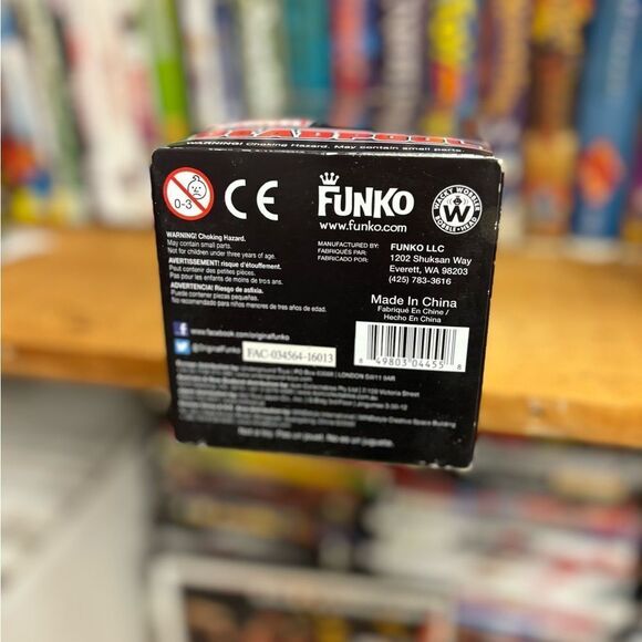 Marvel Deadpool Bobble Head Wacky Wobbler in Box - Picture 6 of 7